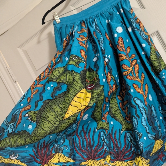 Vixen Creature swing skirt - Picture 2 of 2